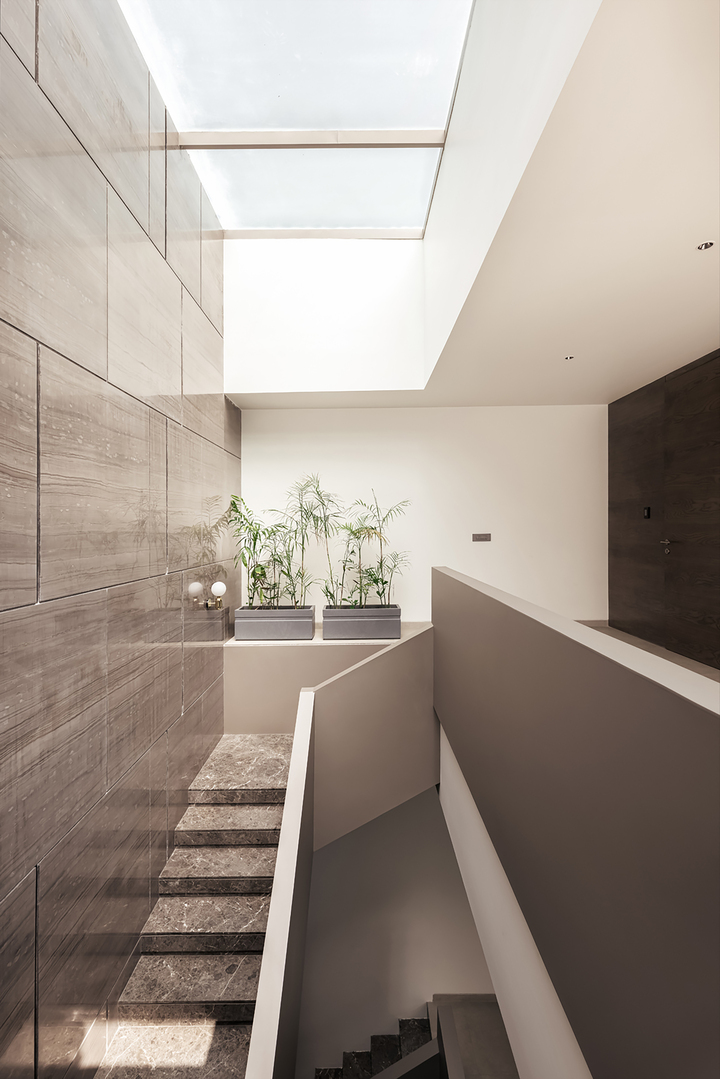 Carbonado-Residence-1_ 23DC-Architects-Surfaces-Reporter